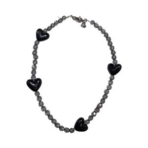 V6-O VELVET CAVIAR‎ - Phone Charm Wristlet - Black Heart ⬇️